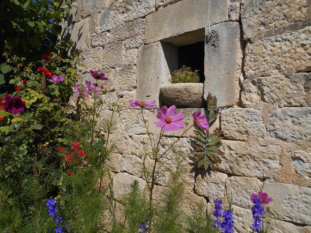 Bed and Breakfast Bastida De Beata Noailles  Exterior foto